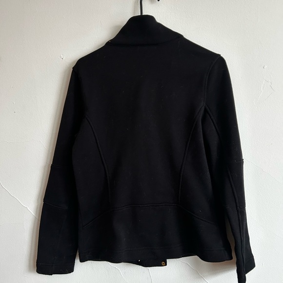 *Super Soft* Asymmetrical Black Active Jacket - Picture 2 of 5